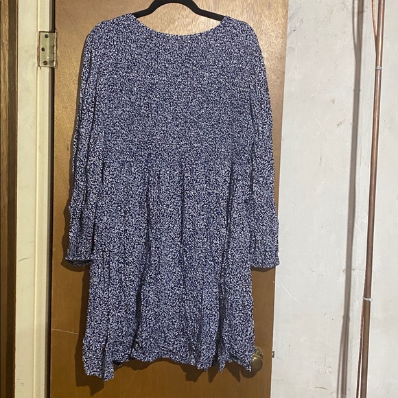 Old Navy Navy and White Floral Dress - Picture 3 of 3